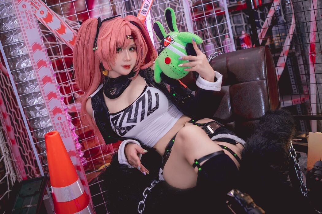 Coser@Pyon – Nicole Demara (53P)