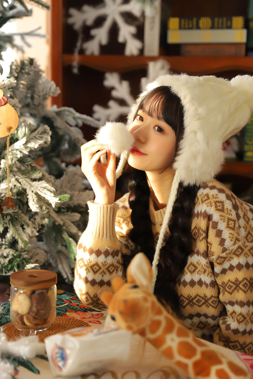 YiTuYu艺图语 Vol.6951 Yan Yun Lin