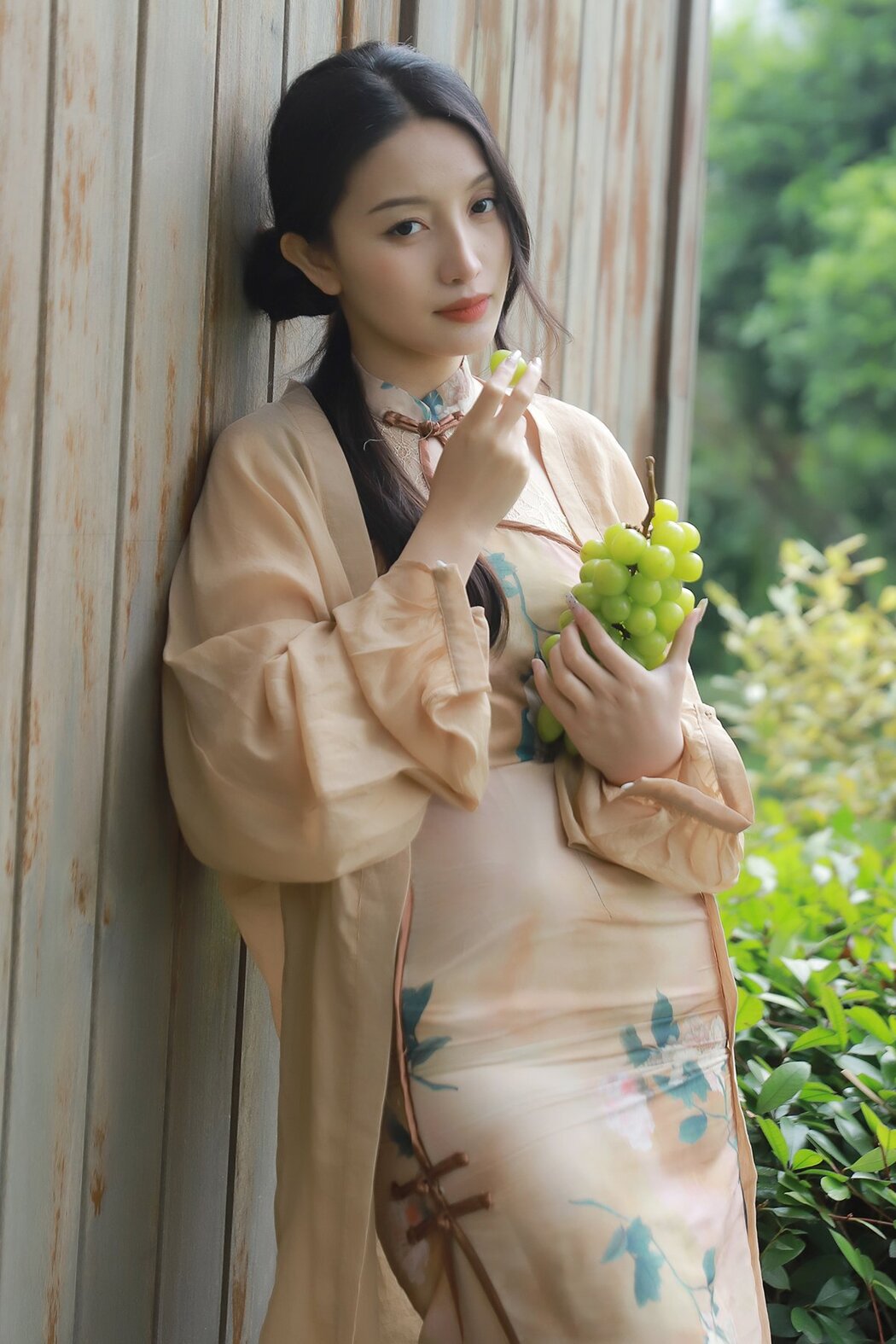 YiTuYu艺图语 Vol.6984 Jing Zi Jinns Cover Photo