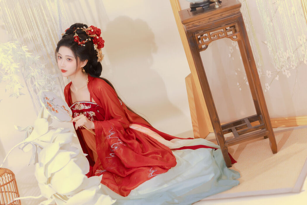 YiTuYu艺图语 Vol.6995 Qi Luo Sheng De Xiao Su Su