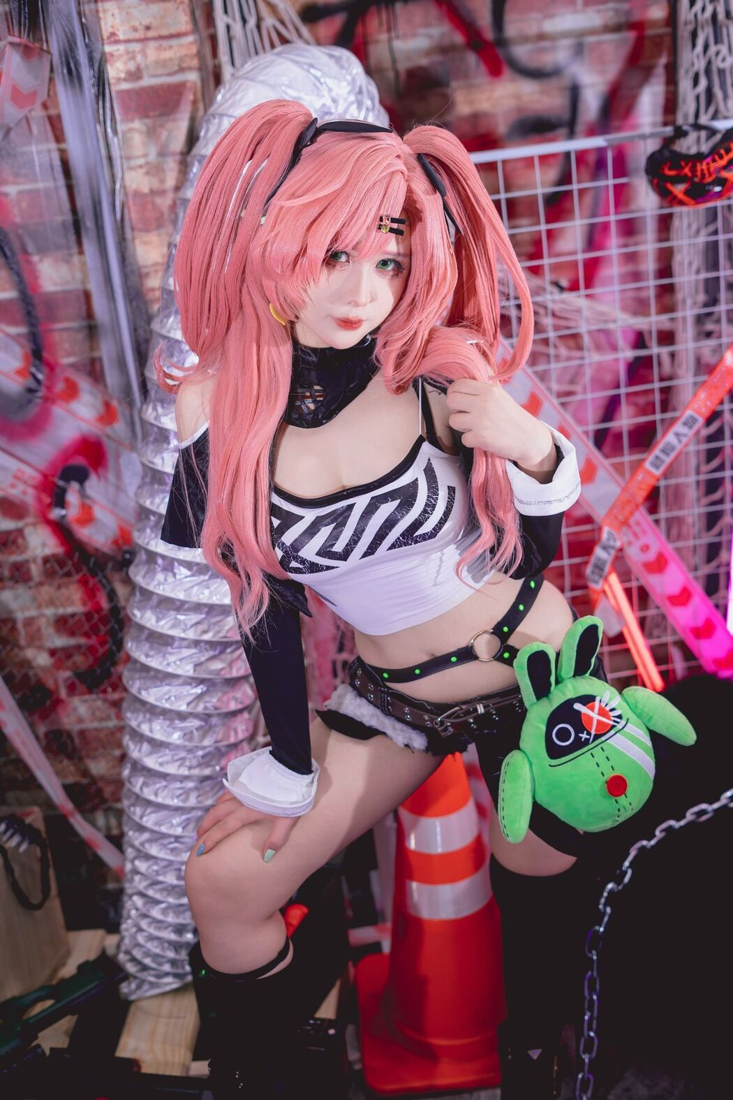 Coser@Pyon – Nicole Demara (53P)