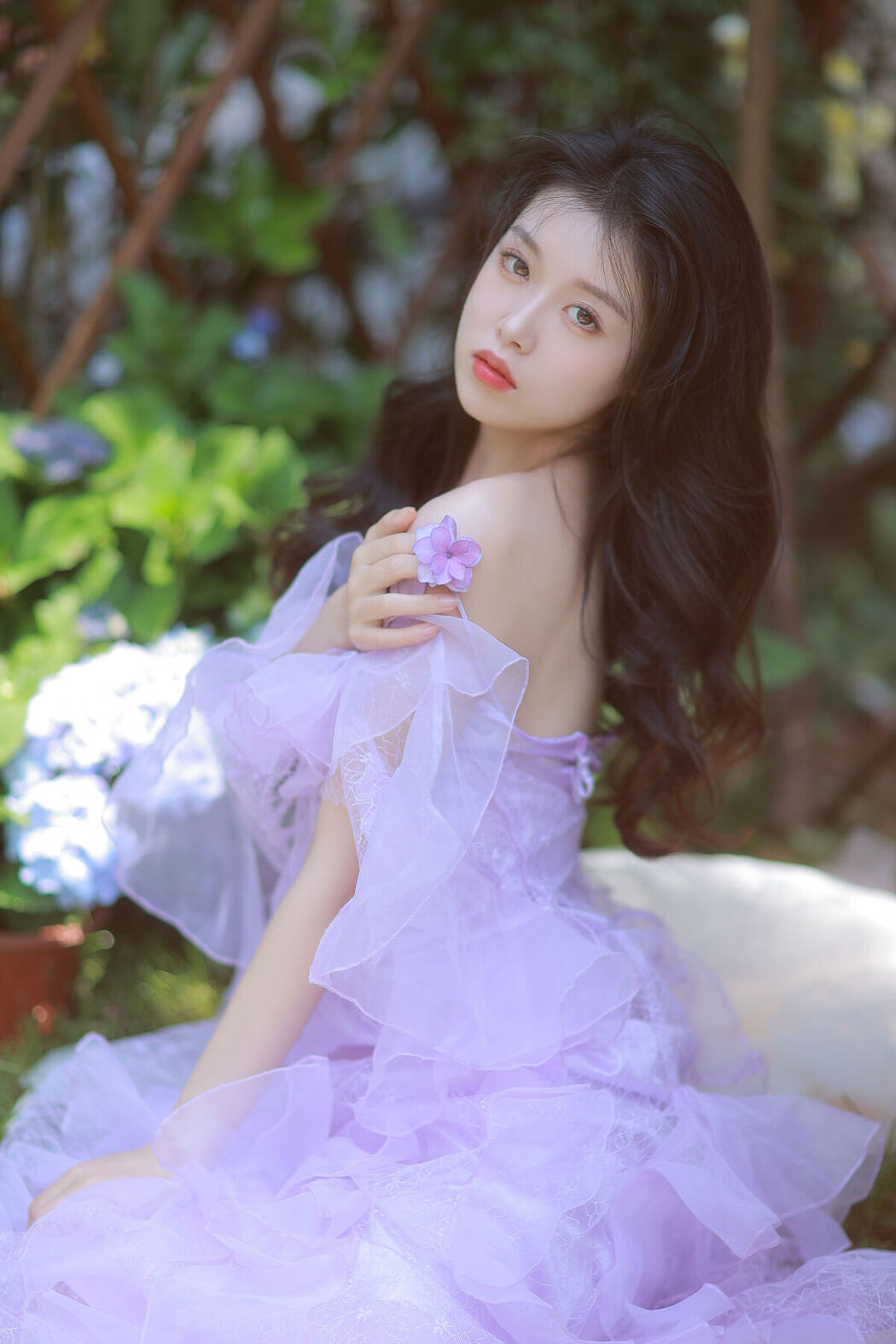 YiTuYu艺图语 Vol.6993 Zhang Yan Qiu