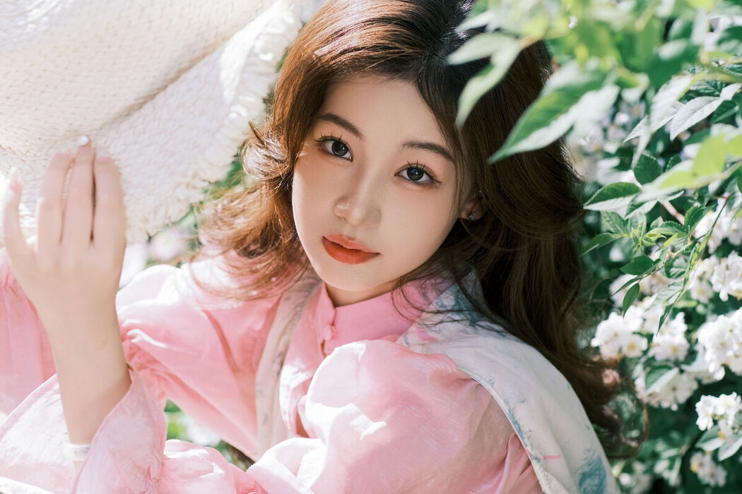 YiTuYu艺图语 Vol.7053 Gao Leng Xiao Bie Tu