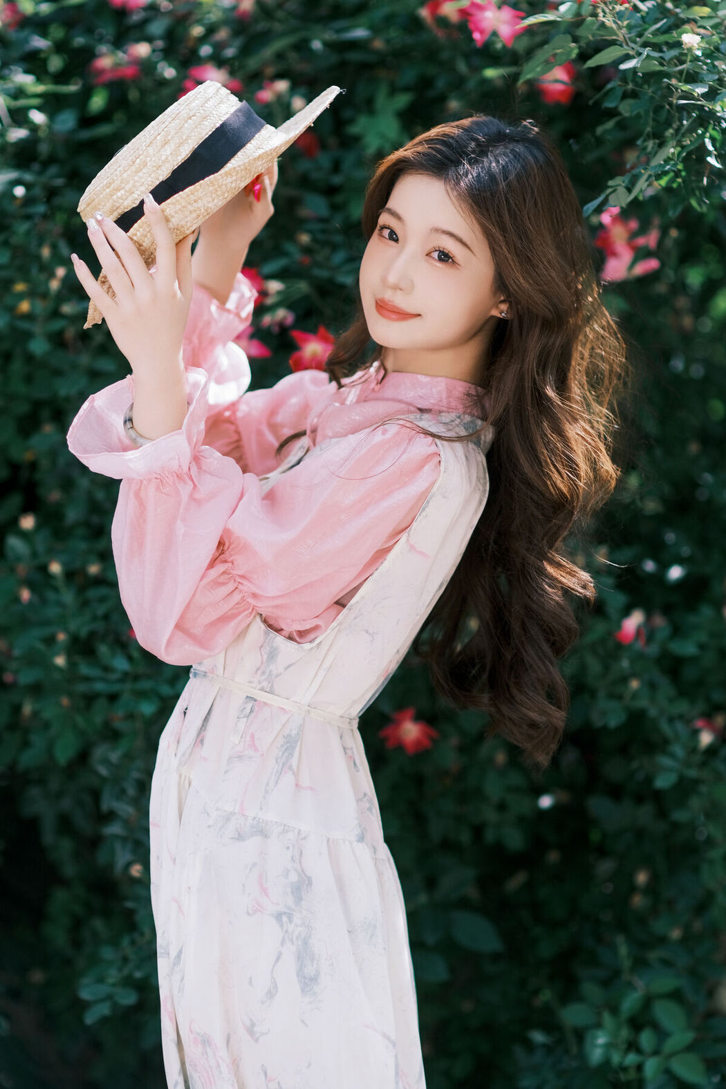 YiTuYu艺图语 Vol.7053 Gao Leng Xiao Bie Tu