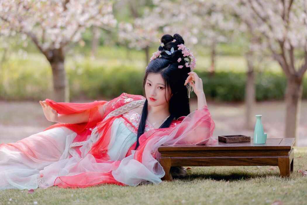 YiTuYu艺图语 Vol.7033 Yang Yang