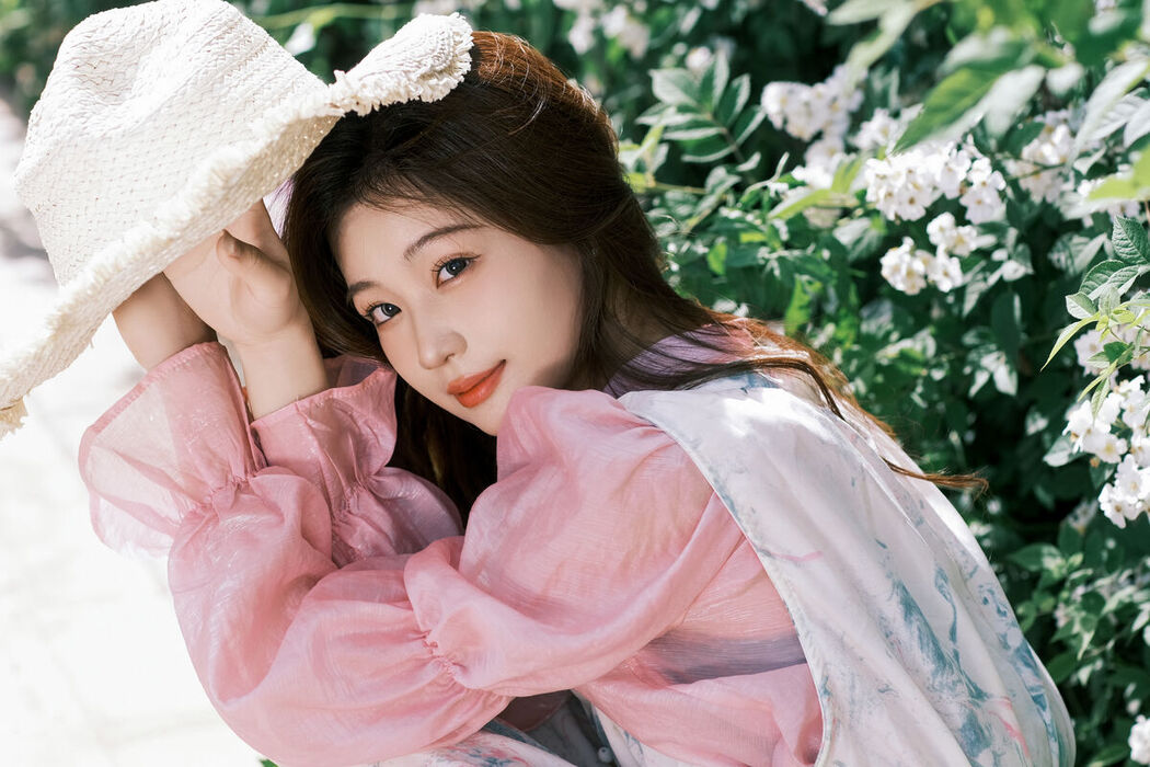 YiTuYu艺图语 Vol.7053 Gao Leng Xiao Bie Tu