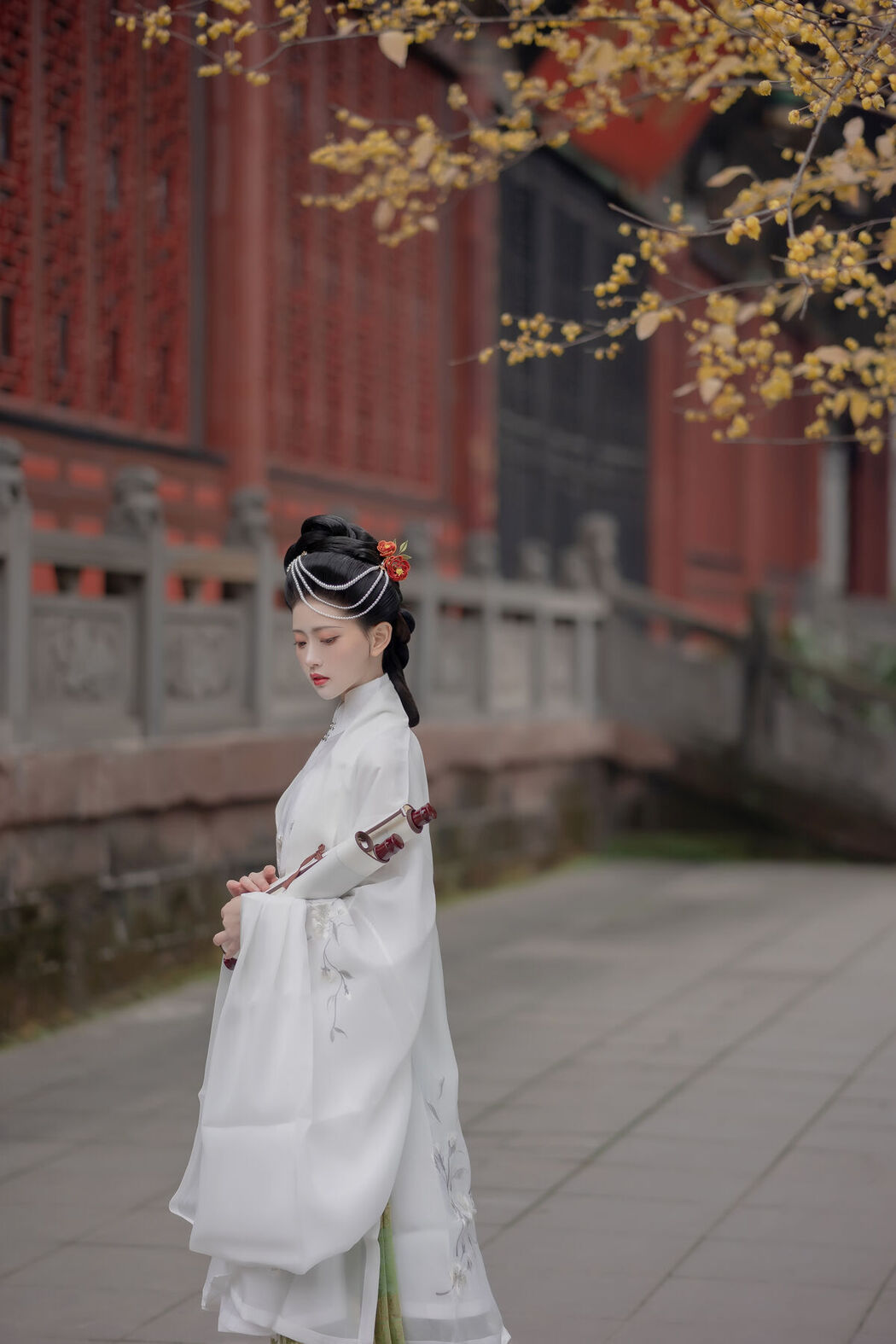 YiTuYu艺图语 Vol.7008 Lin Aki Nai