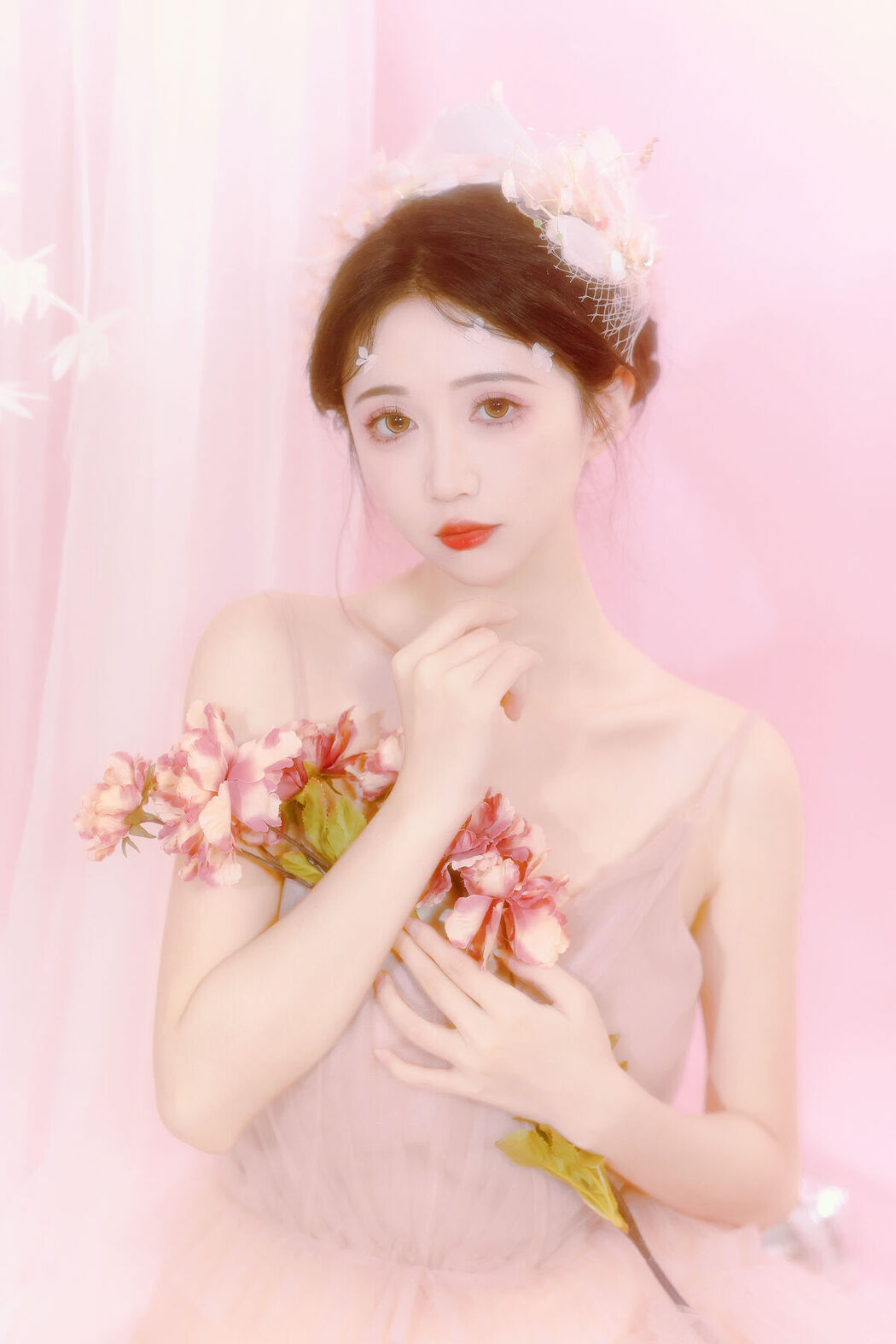 YiTuYu艺图语 Vol.7012 Qi Luo Sheng De Xiao Su Su