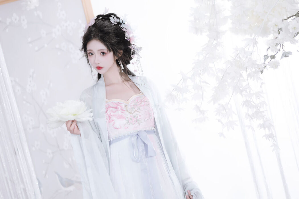 YiTuYu艺图语 Vol.7021 Qi Luo Sheng De Xiao Su Su
