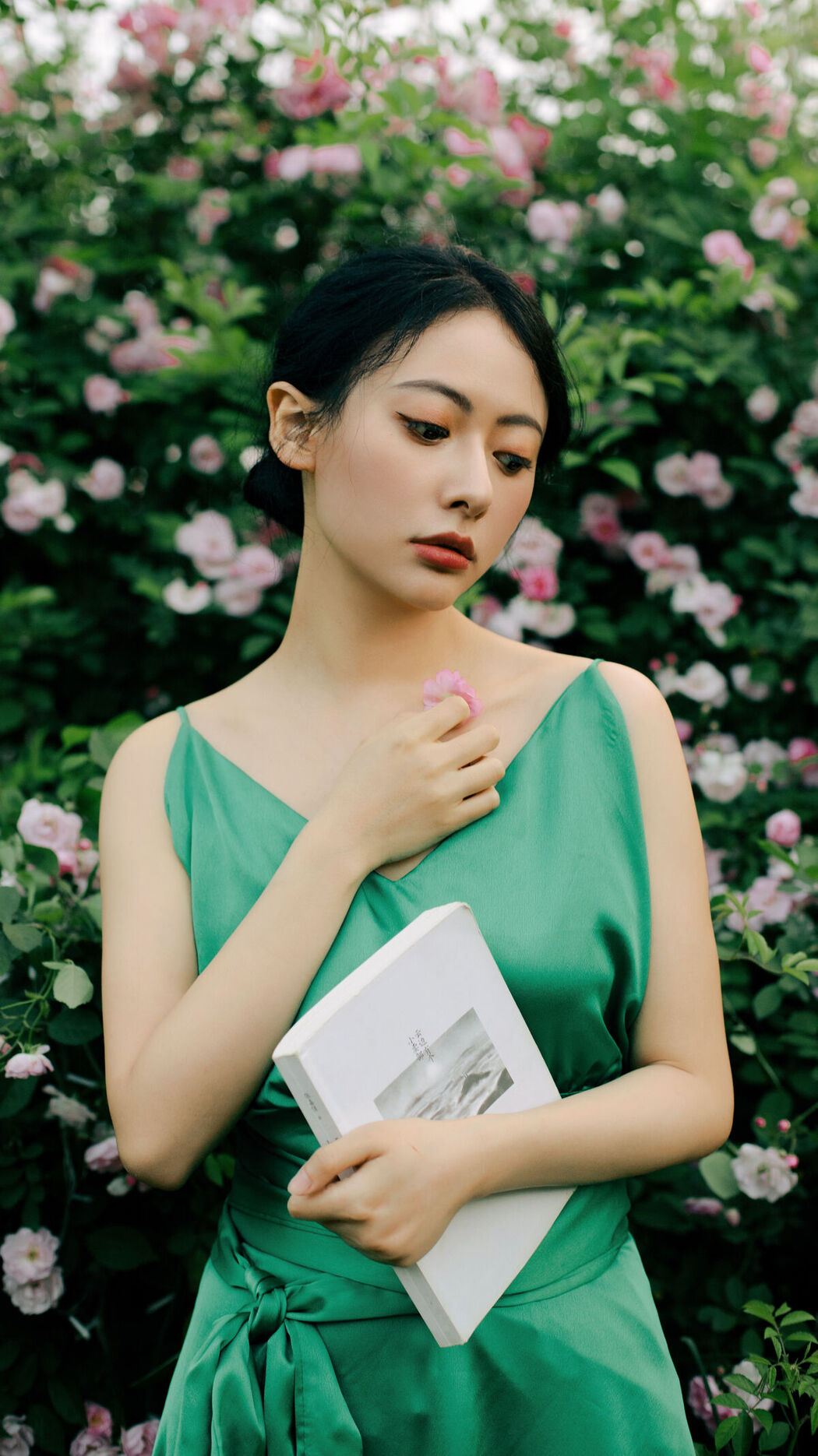 YiTuYu艺图语 Vol.6996 Ang Yang