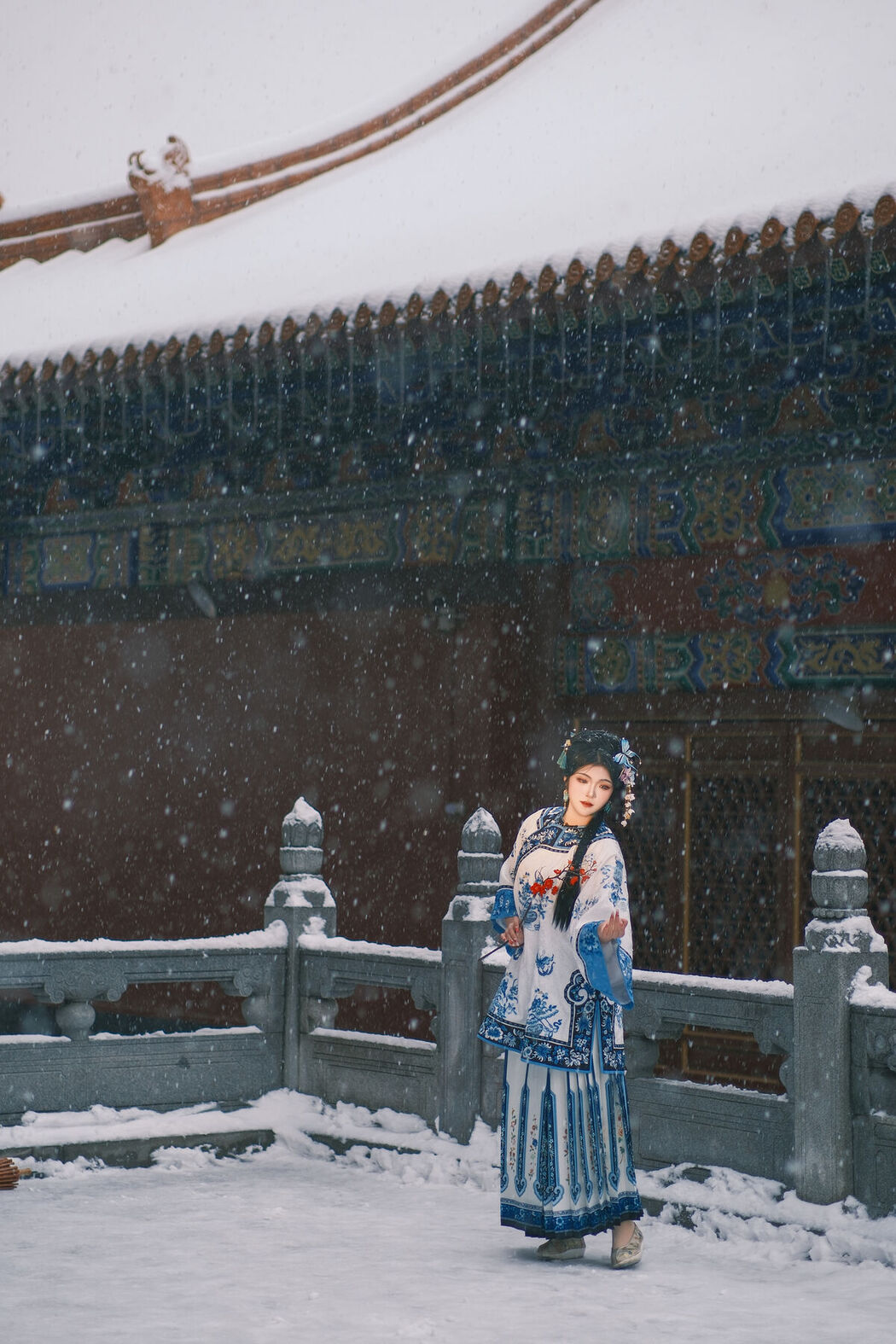YiTuYu艺图语 Vol.6975 Kailin Jiang