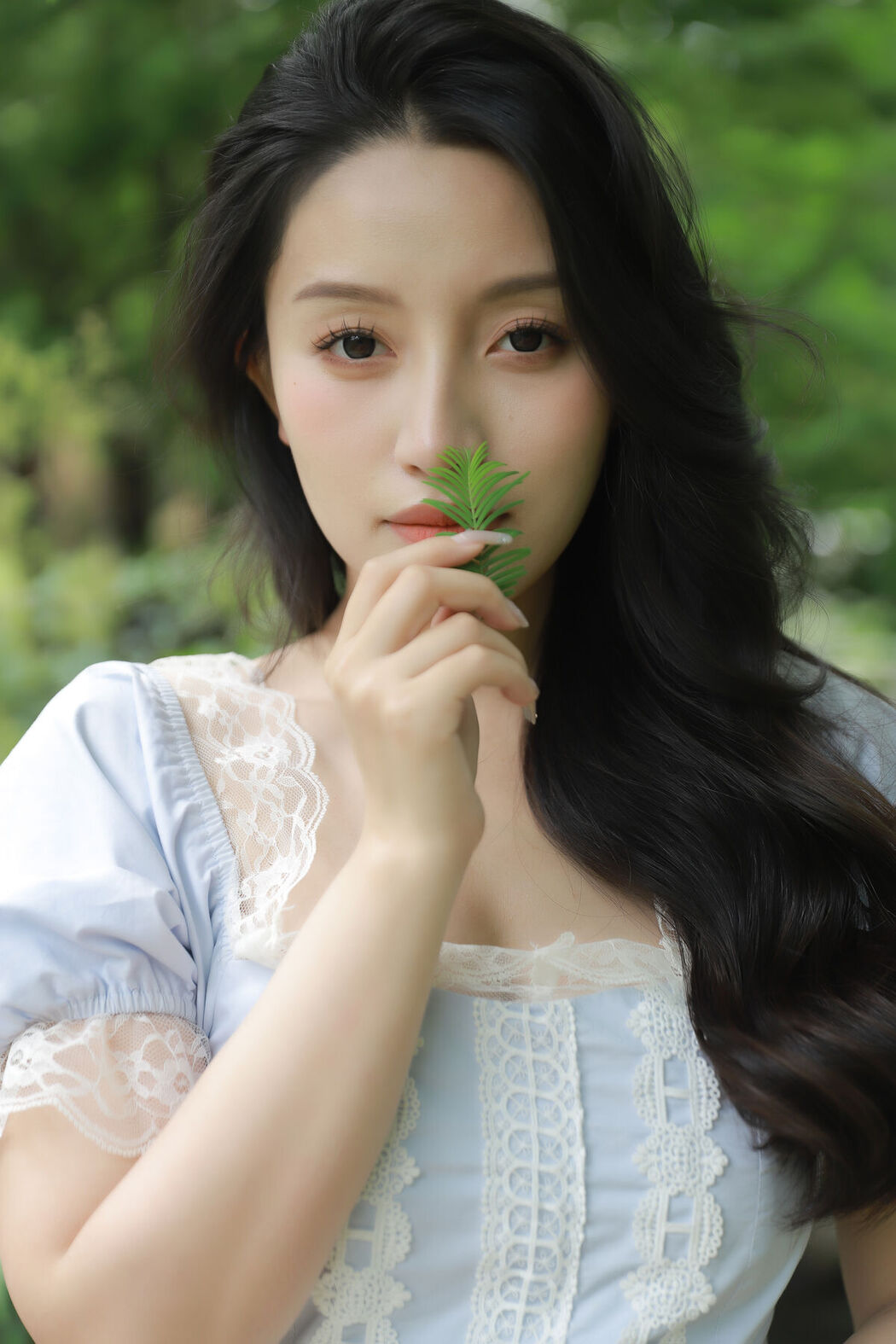 YiTuYu艺图语 Vol.6972 Jing Zi Jinns