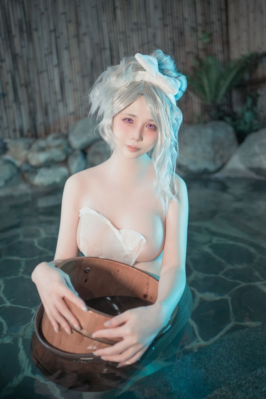 Coser@夏鸽鸽不想起床 &#8211; 温泉假日 (47P &#8211; 1V)