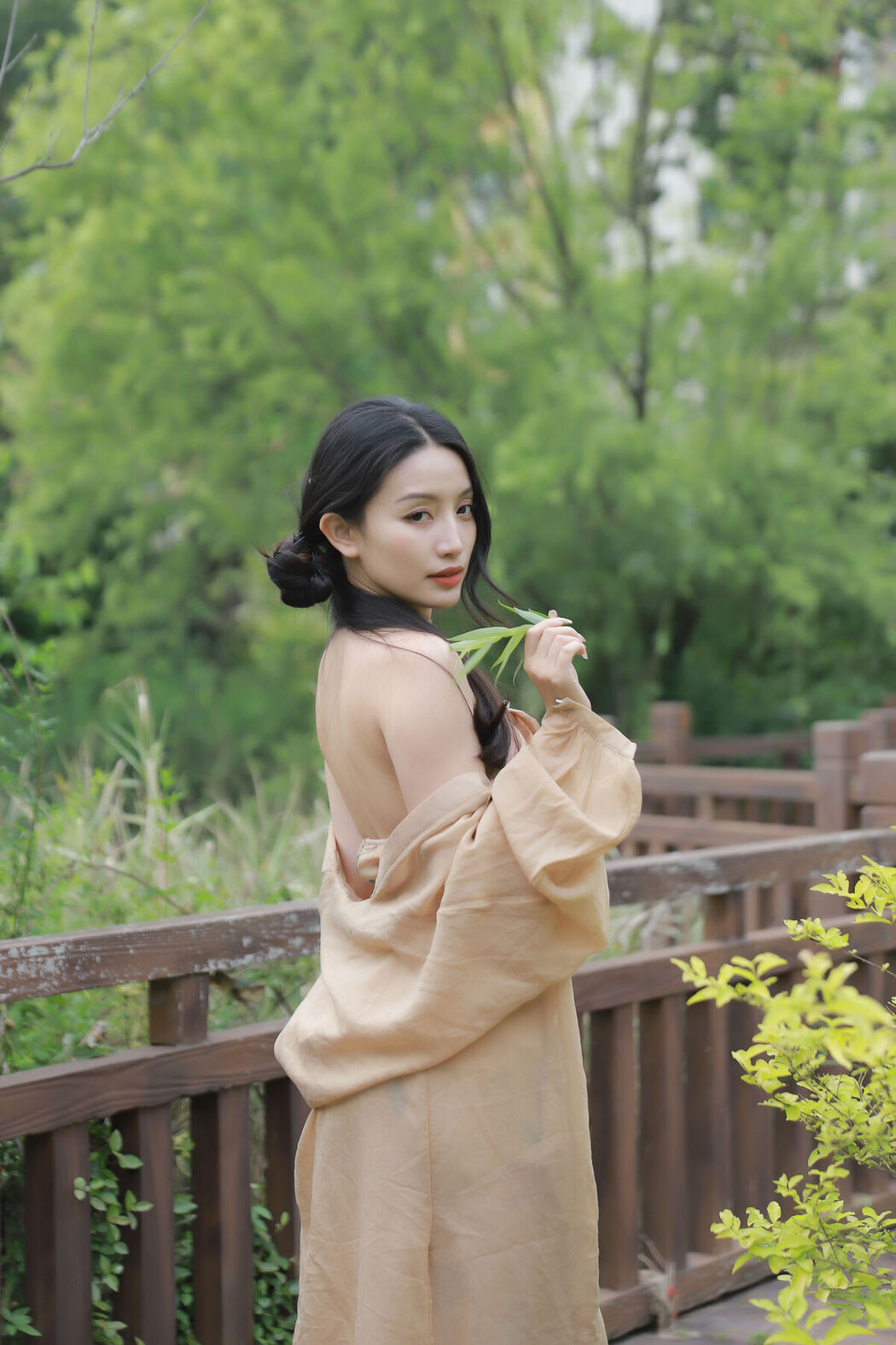 YiTuYu艺图语 Vol.6984 Jing Zi Jinns