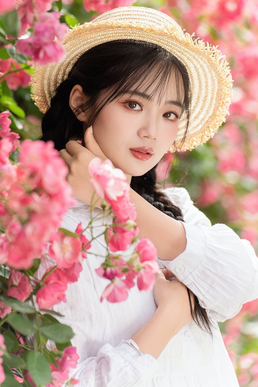 YiTuYu艺图语 Vol.7037 Xiao Ou O Cover Photo