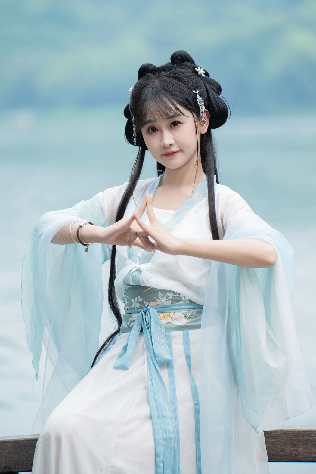 YiTuYu艺图语 Vol.7123 Jiao Yi Zhi Sui Sui
