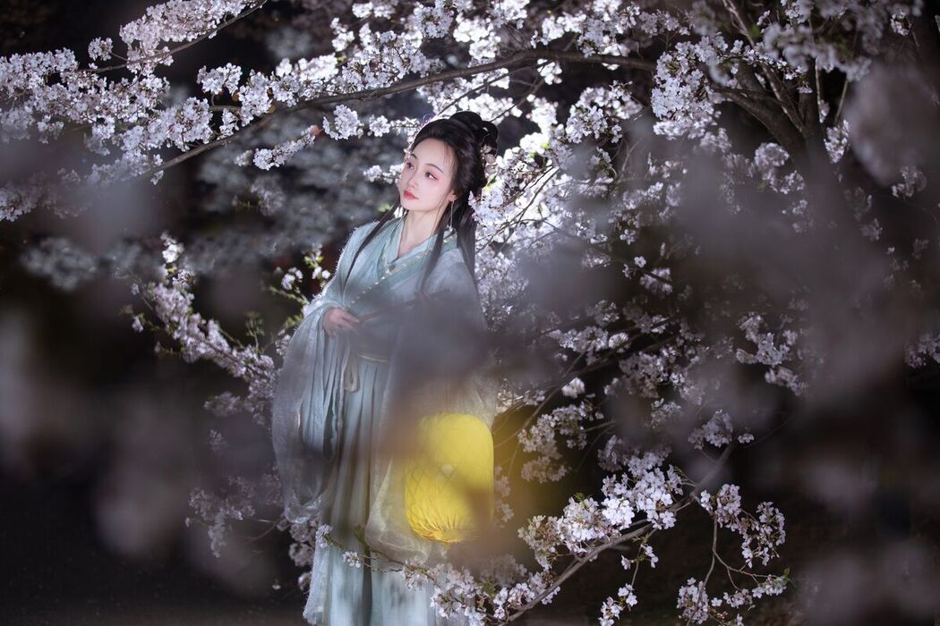 YiTuYu艺图语 Vol.7063 Ling Zi Xi