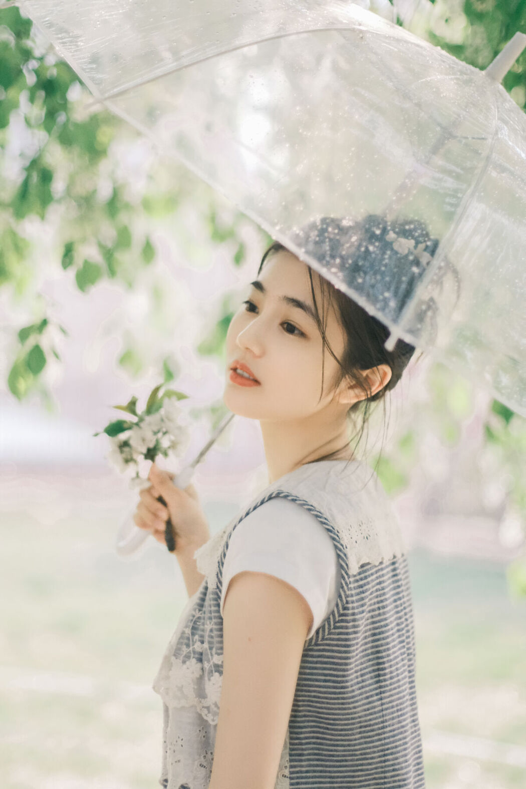YiTuYu艺图语 Vol.7084 Fan Fan