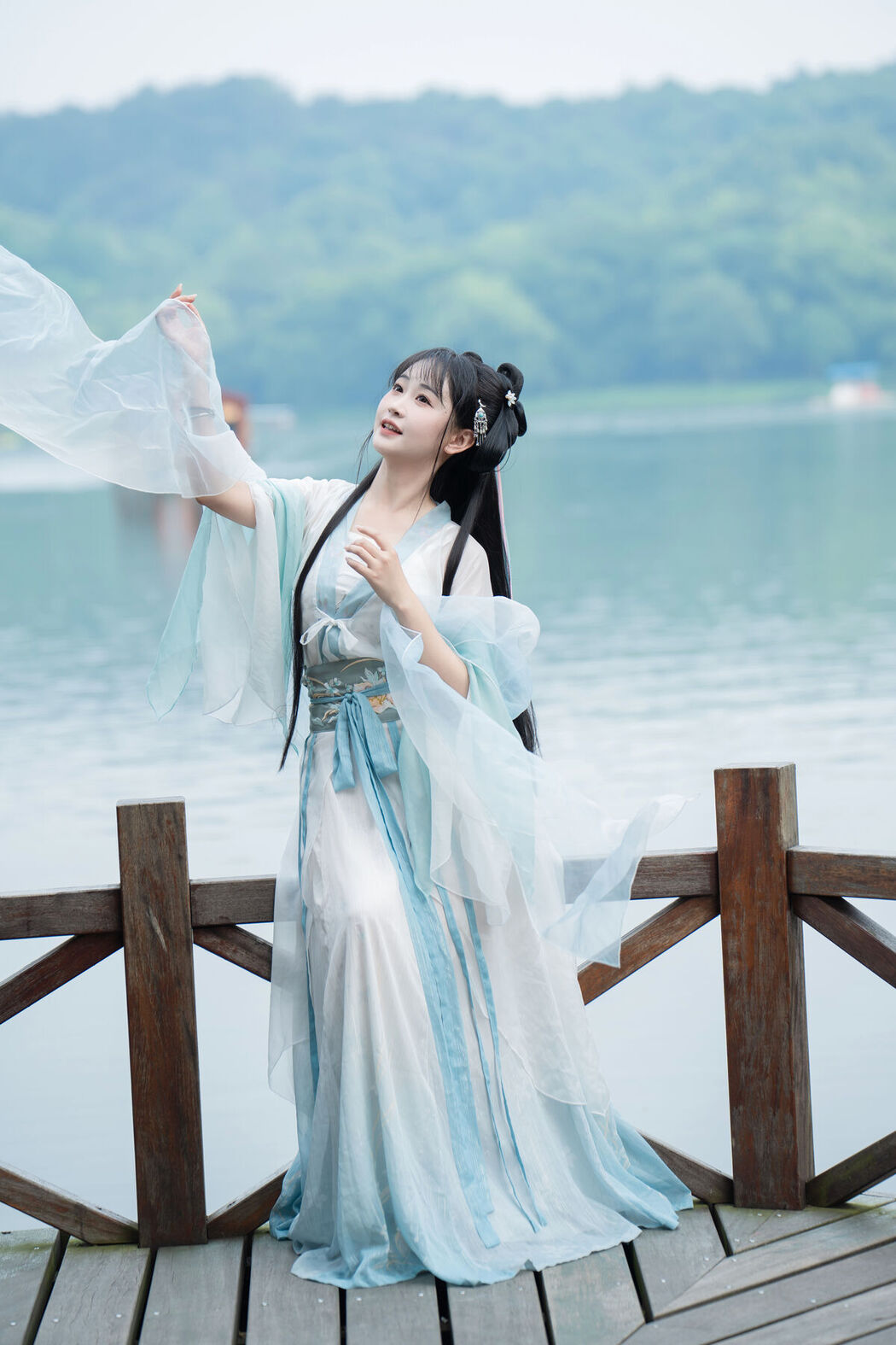 YiTuYu艺图语 Vol.7123 Jiao Yi Zhi Sui Sui