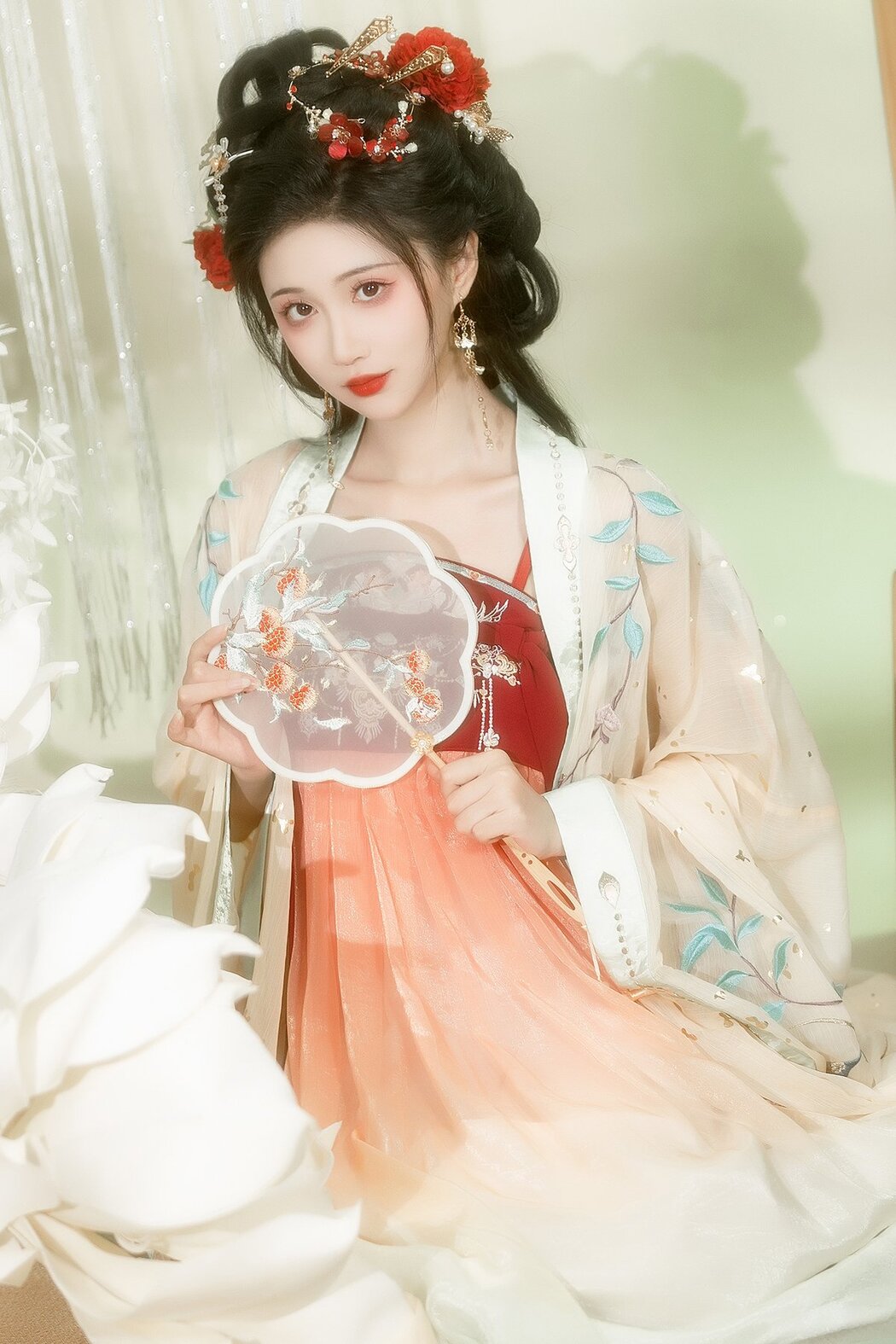 YiTuYu艺图语 Vol.7124 Qi Luo Sheng De Xiao Su Su Cover Photo