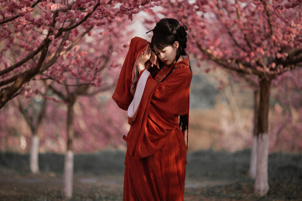 YiTuYu艺图语 Vol.7083 Yi Xuan