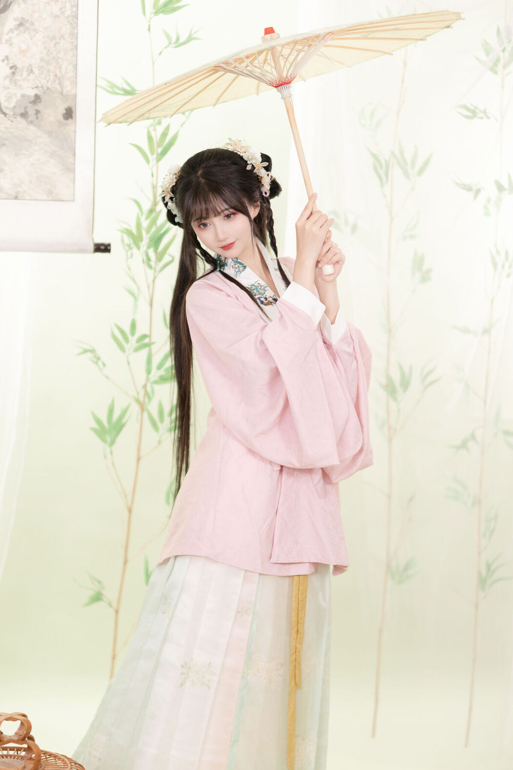 YiTuYu艺图语 Vol.7125 Qi Luo Sheng De Xiao Su Su
