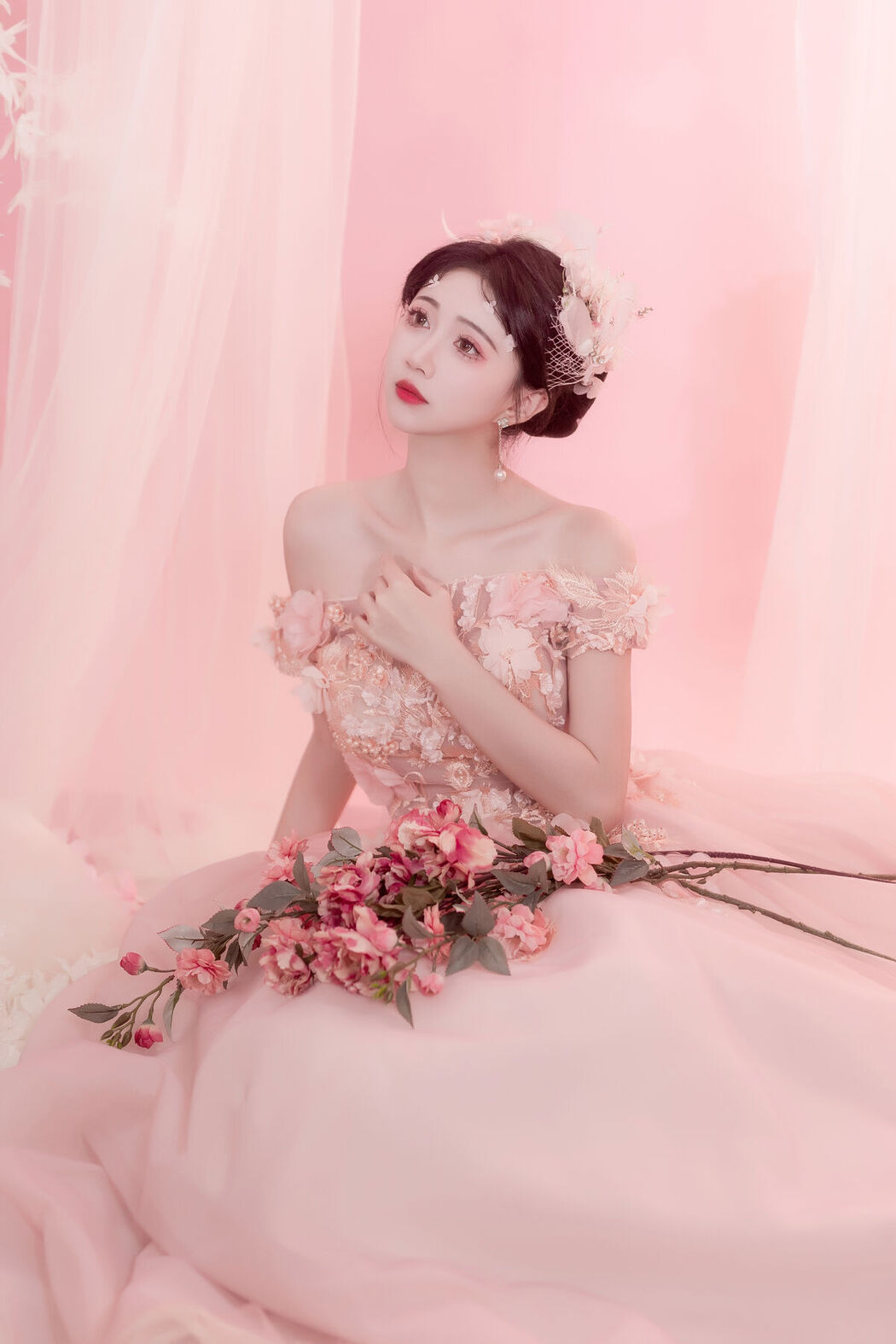 YiTuYu艺图语 Vol.7107 Qi Luo Sheng De Xiao Su Su