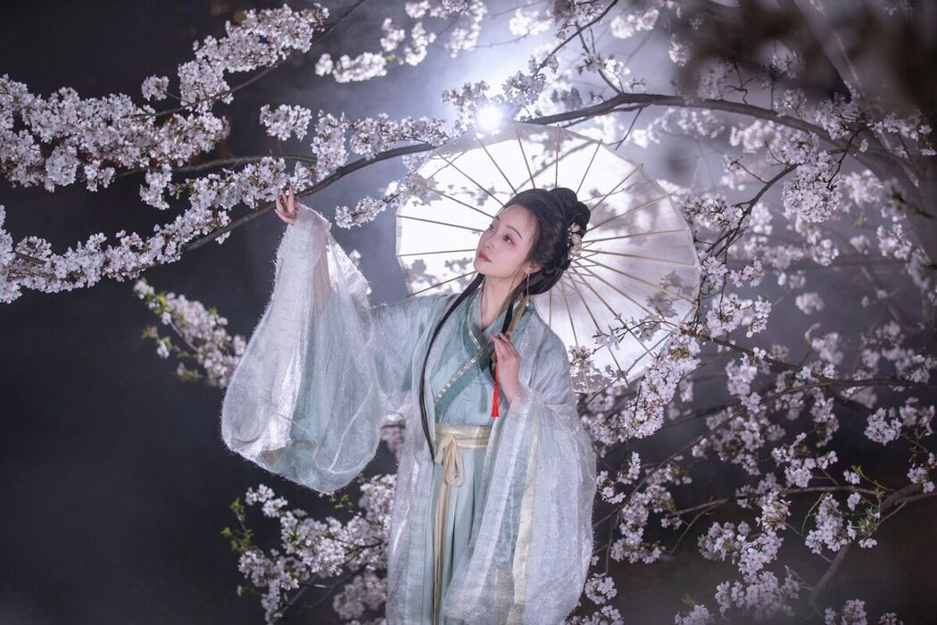 YiTuYu艺图语 Vol.7063 Ling Zi Xi
