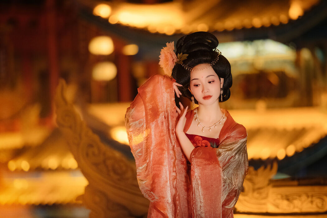 YiTuYu艺图语 Vol.7096 Ling Zi Xi