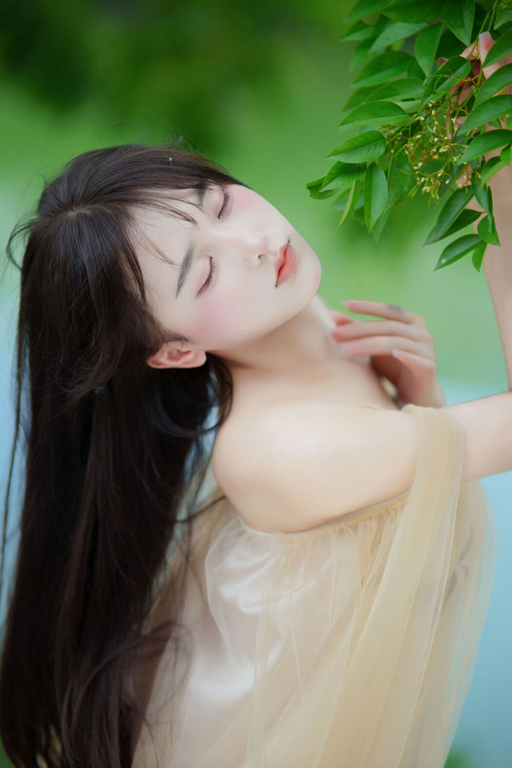 YiTuYu艺图语 Vol.7104 Xiao Xiao Yu