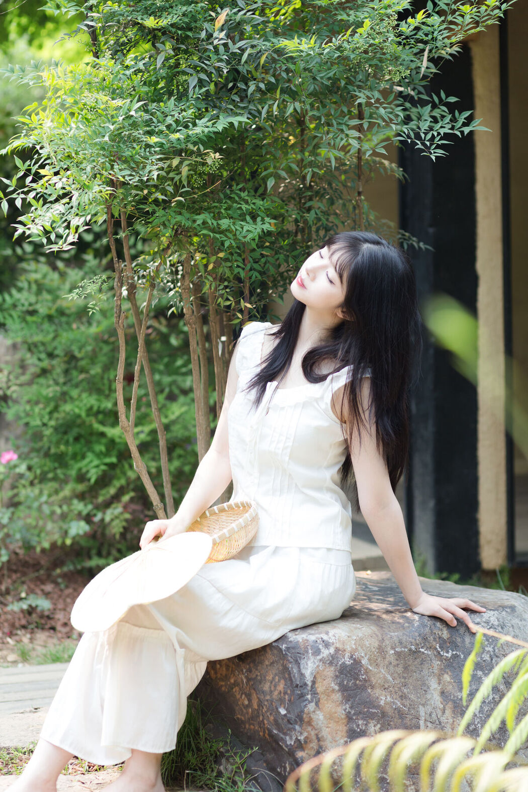 YiTuYu艺图语 Vol.7121 Yue Yue Gong Zhu