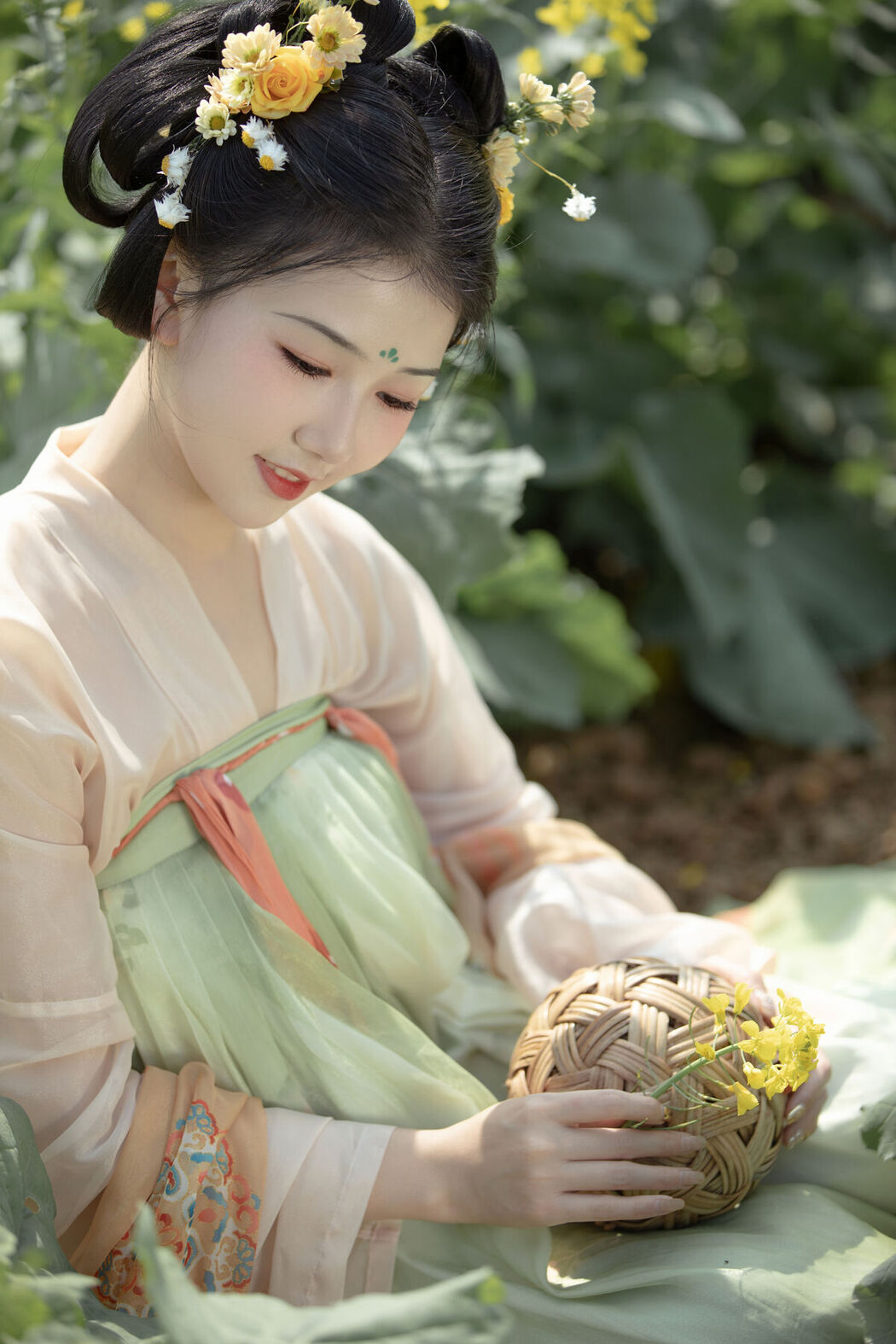 YiTuYu艺图语 Vol.7111 Suan La Tang Er