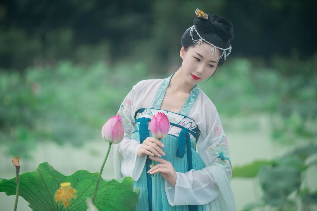 YiTuYu艺图语 Vol.7066 Mu Ge