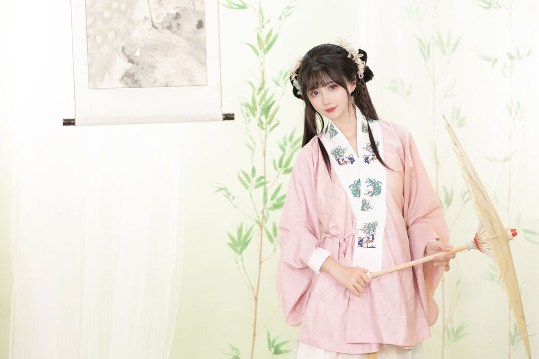 YiTuYu艺图语 Vol.7125 Qi Luo Sheng De Xiao Su Su