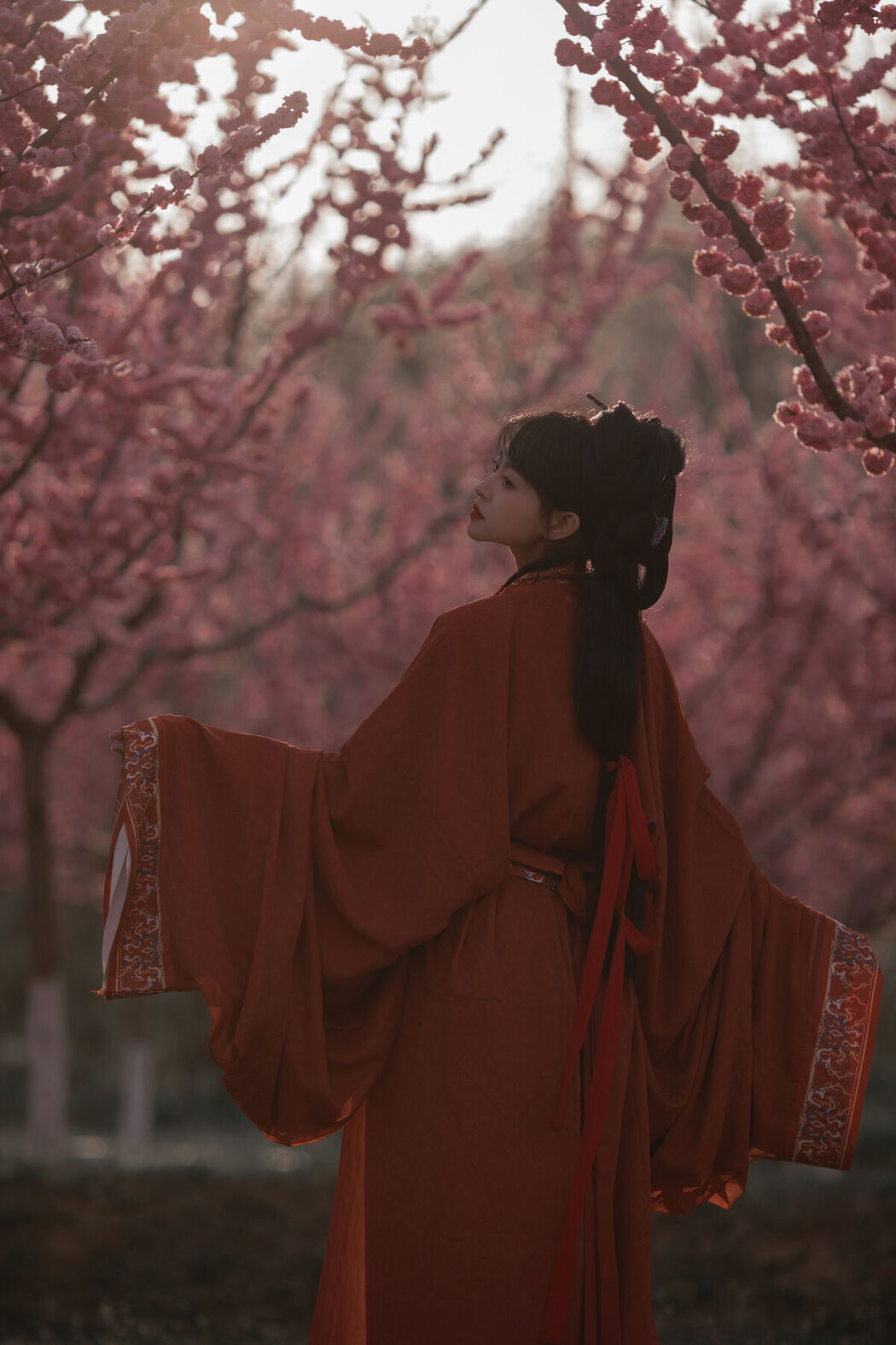 YiTuYu艺图语 Vol.7083 Yi Xuan