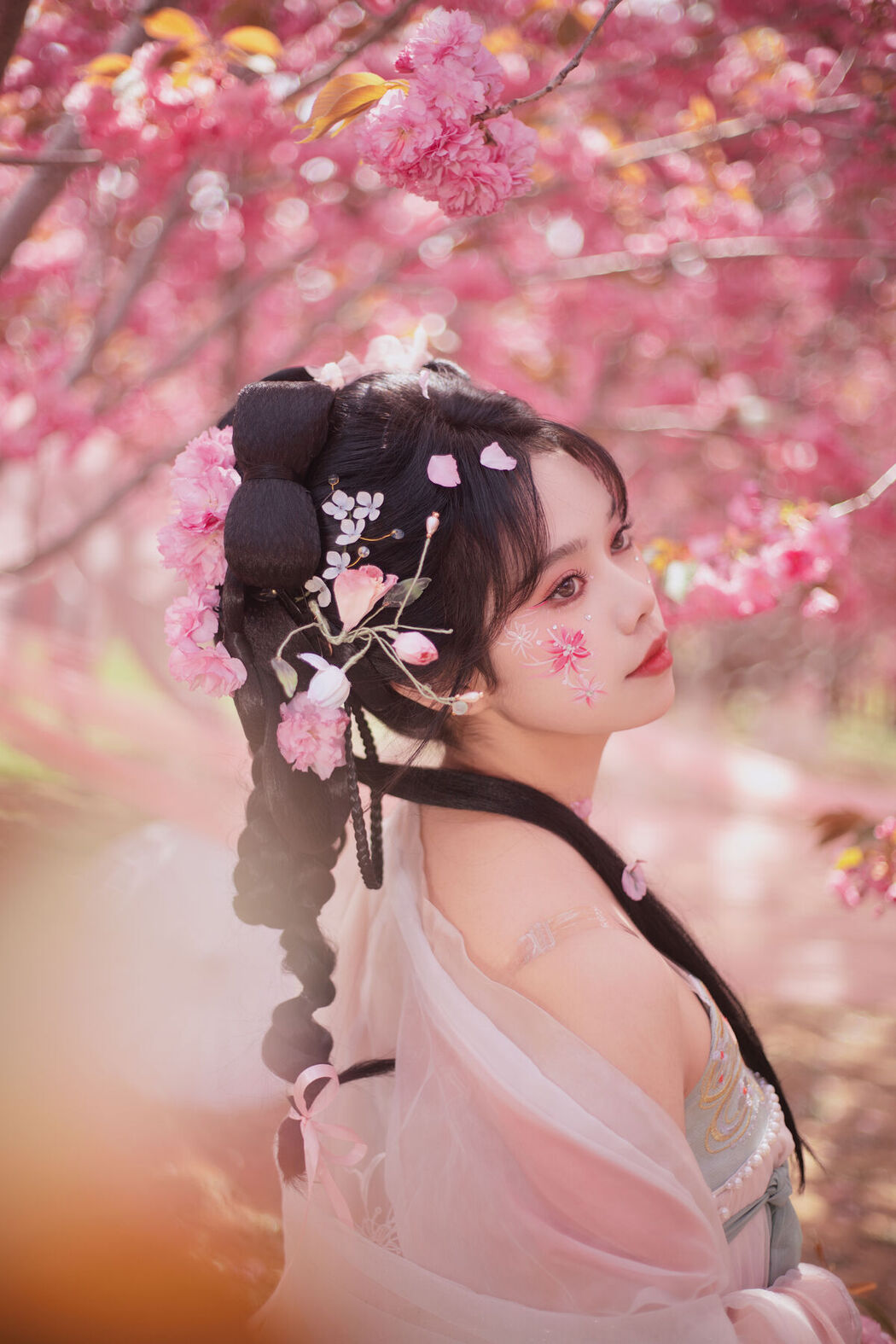 YiTuYu艺图语 Vol.7087 Wan Yi