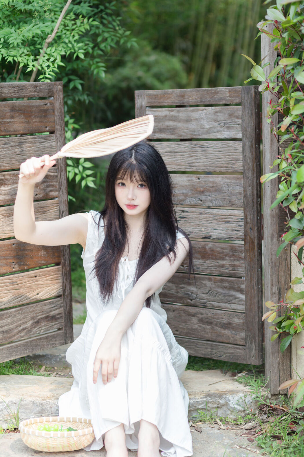 YiTuYu艺图语 Vol.7121 Yue Yue Gong Zhu