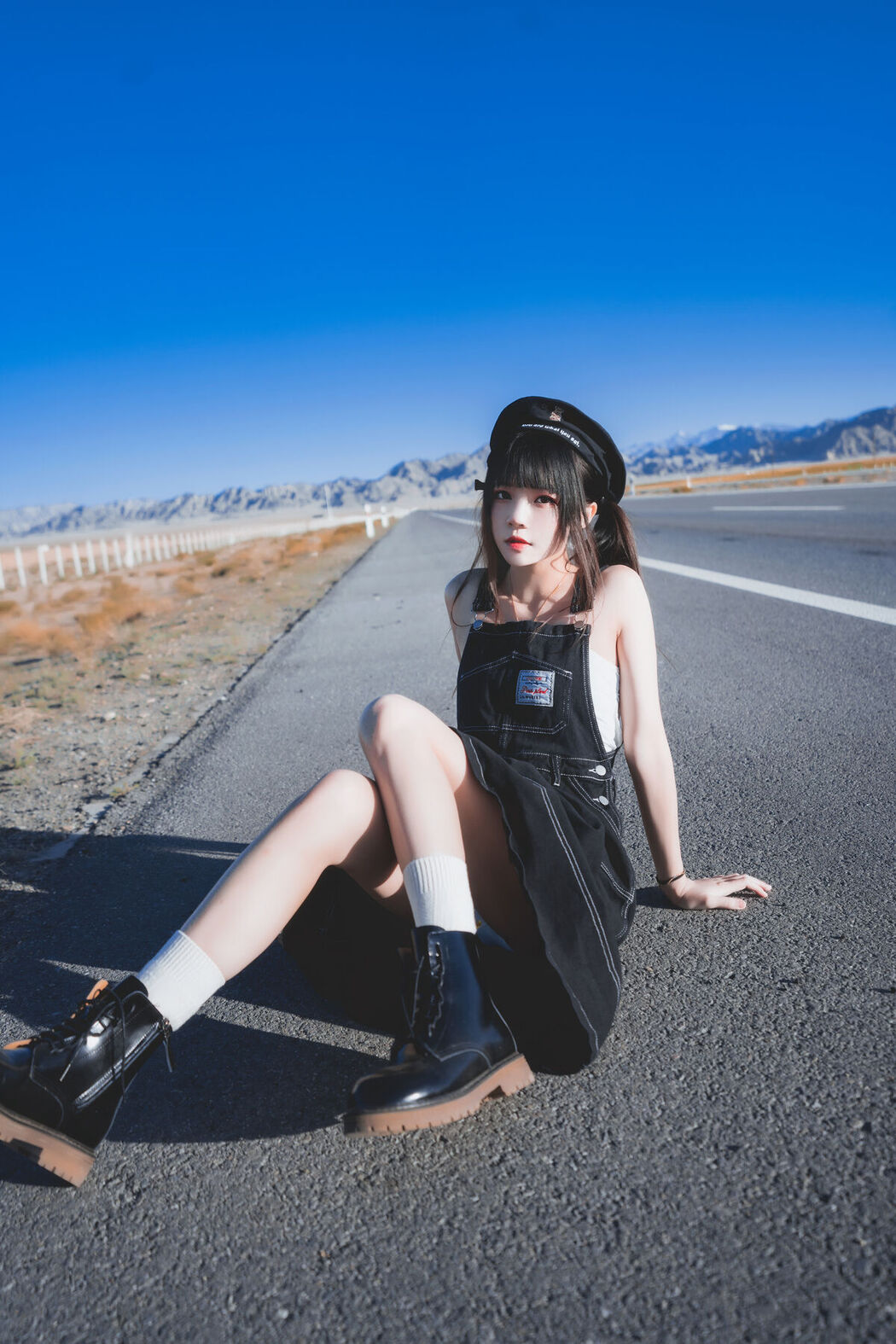 YiTuYu艺图语 Vol.7061 Cherry Meow