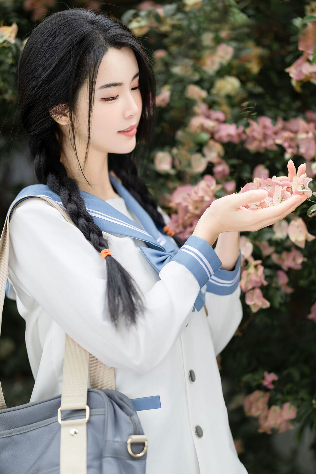 YiTuYu艺图语 Vol.7103 San Zhong Zi Kiki