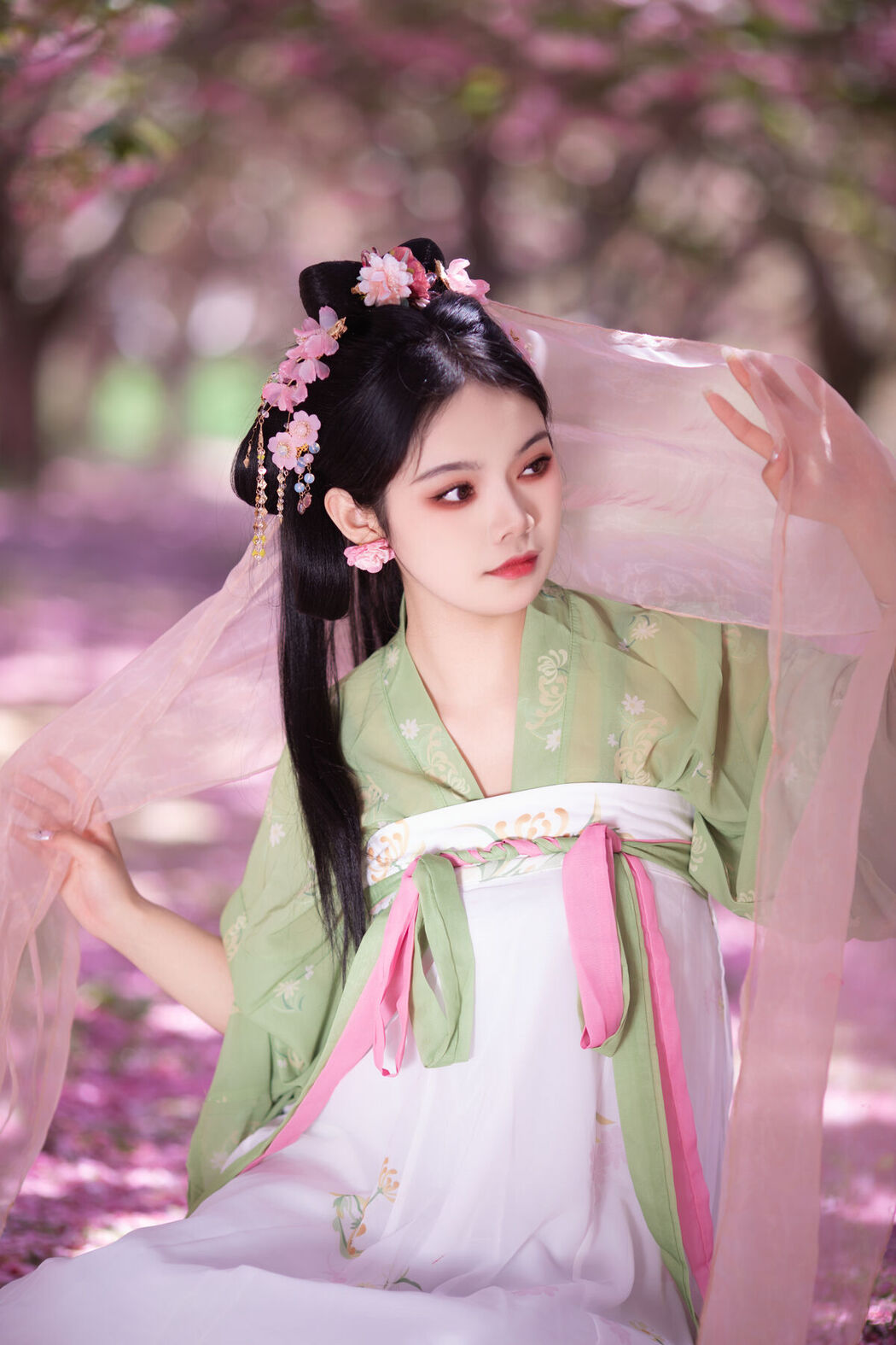 YiTuYu艺图语 Vol.7102 Wan Yi