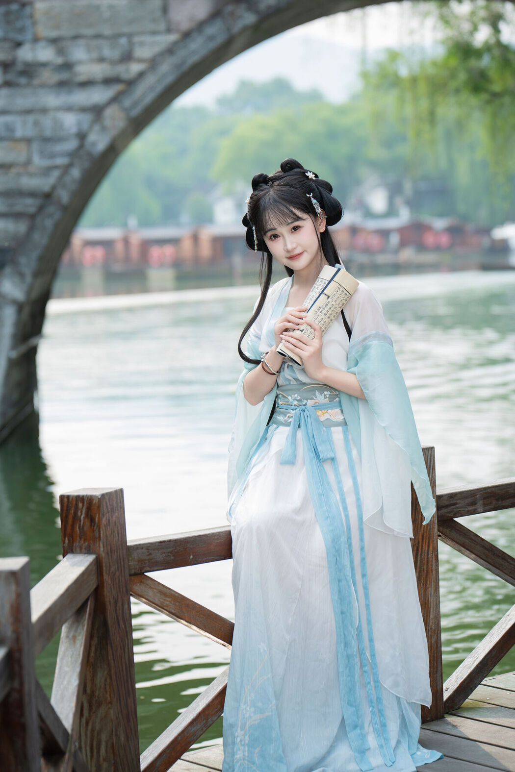 YiTuYu艺图语 Vol.7123 Jiao Yi Zhi Sui Sui