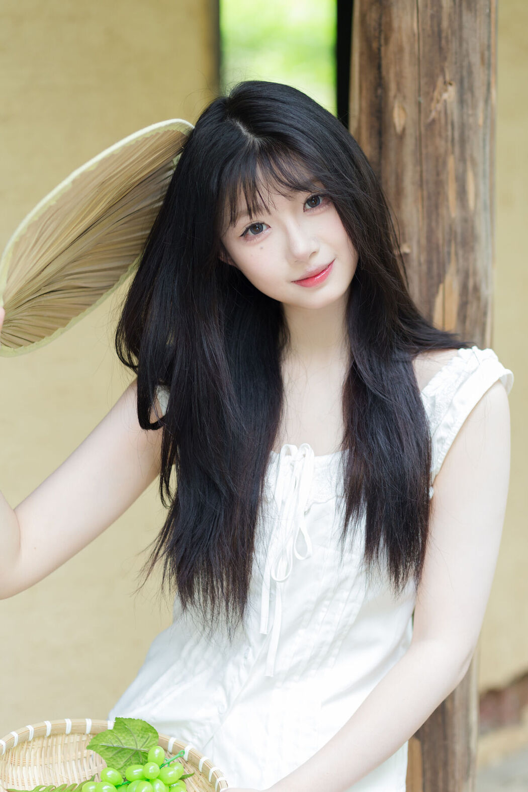YiTuYu艺图语 Vol.7121 Yue Yue Gong Zhu