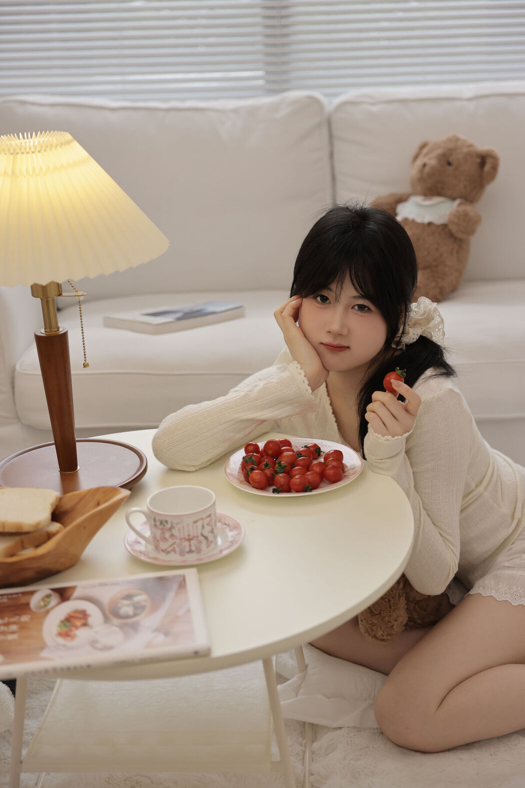 YiTuYu艺图语 Vol.7118 Xiao E Jiang Jiang Jiang