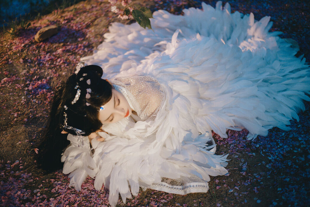 YiTuYu艺图语 Vol.7115 Yi Xuan