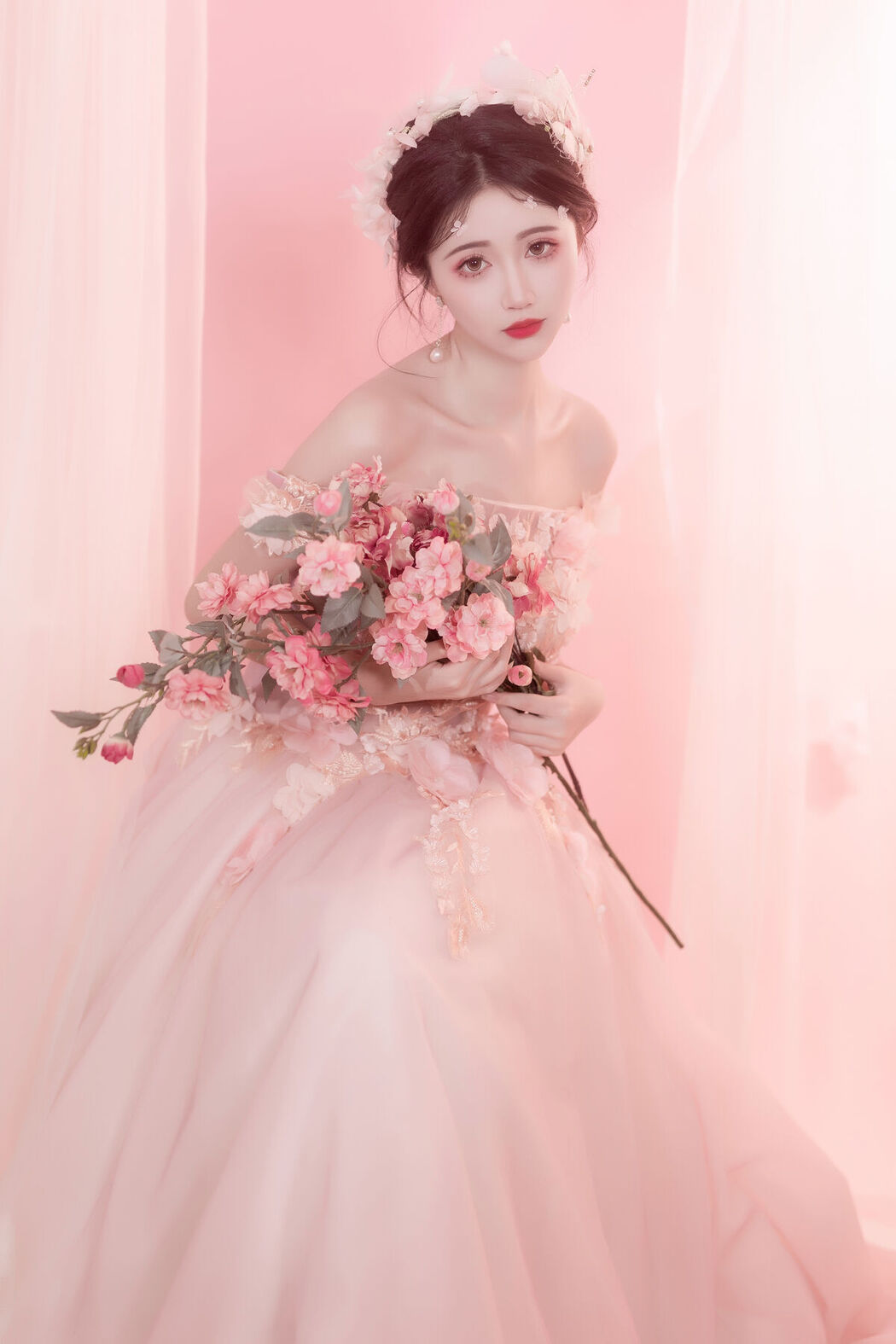 YiTuYu艺图语 Vol.7107 Qi Luo Sheng De Xiao Su Su