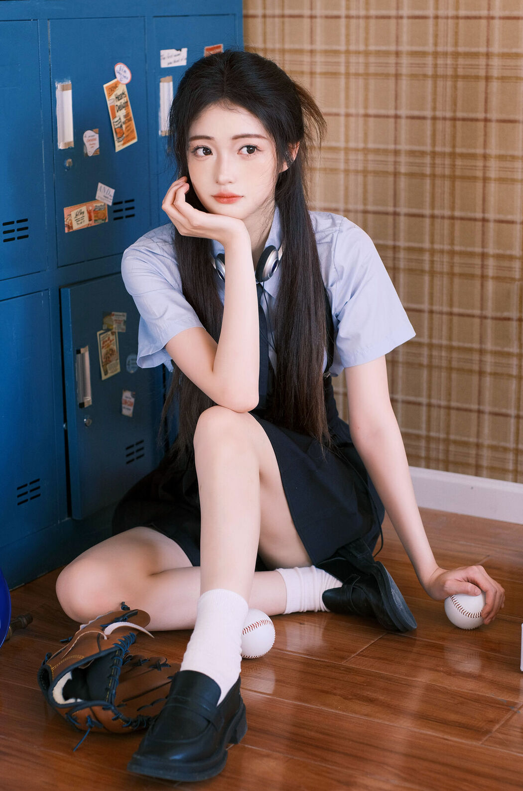 YiTuYu艺图语 Vol.7067 Xiao Dai Tong Xue