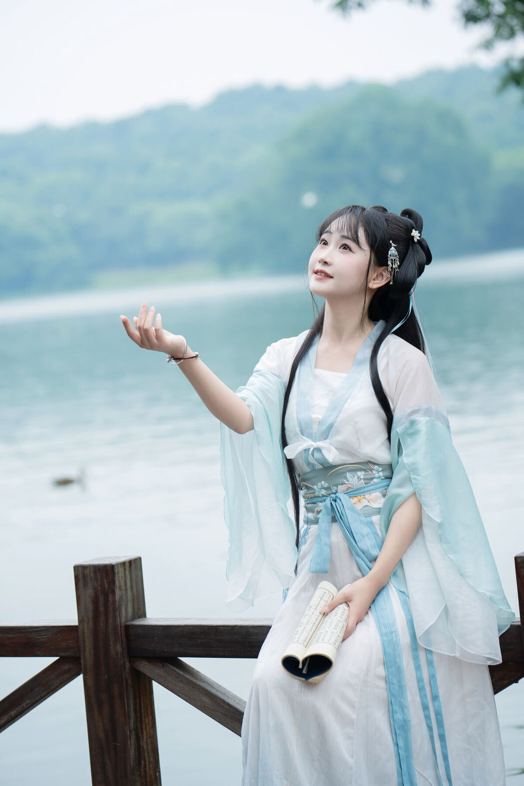 YiTuYu艺图语 Vol.7123 Jiao Yi Zhi Sui Sui