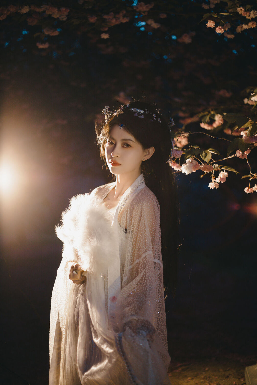YiTuYu艺图语 Vol.7115 Yi Xuan