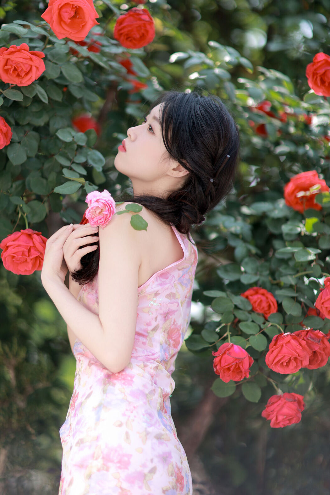 YiTuYu艺图语 Vol.7062 Zhang Yan Qiu