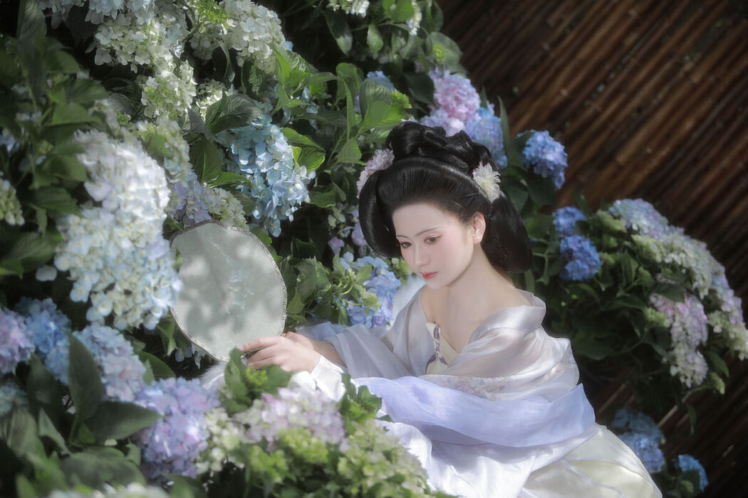 YiTuYu艺图语 Vol.7079 Yu Jin